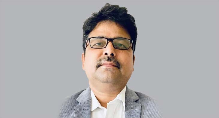 Vineet Singh?blur=25