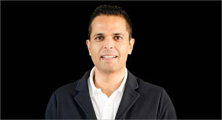 Nikhil Gandhi?blur=25