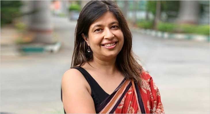 Vaishali?blur=25