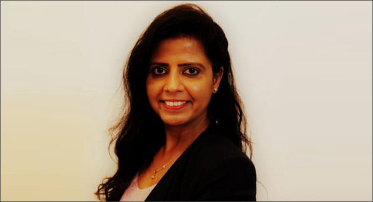 Navneet?blur=25