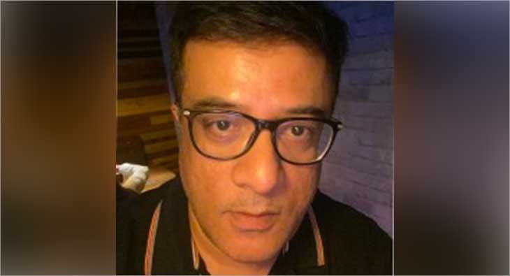 Arghya Chakravarty?blur=25