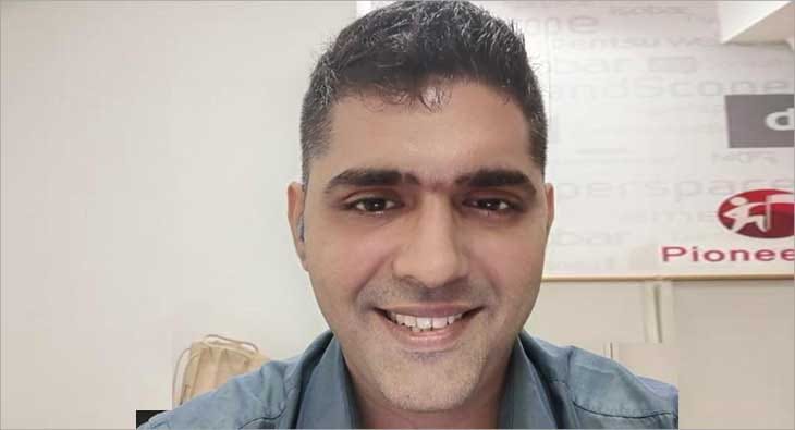 Vengalil?blur=25
