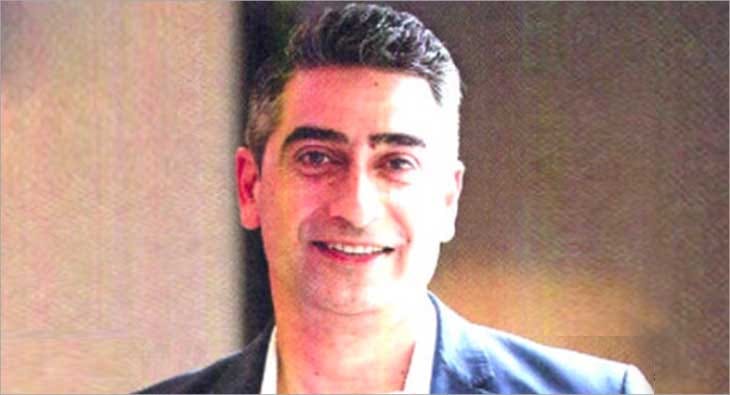 paras sharma?blur=25
