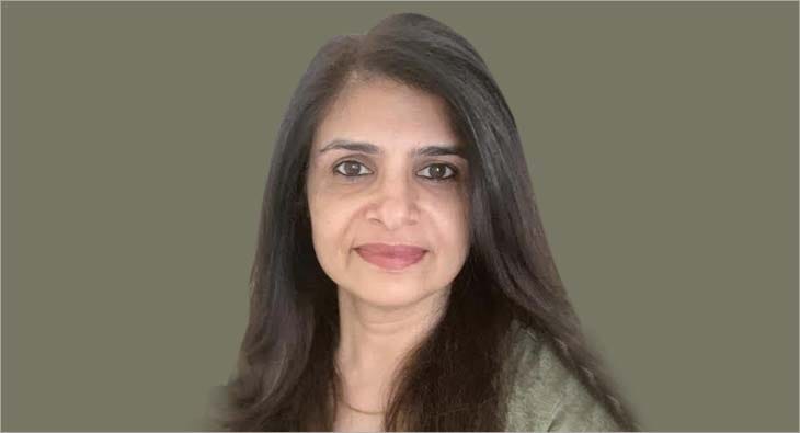 Jyoti?blur=25