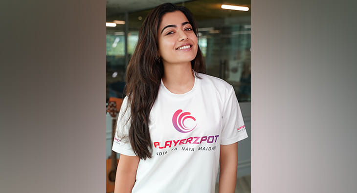 rashmika?blur=25