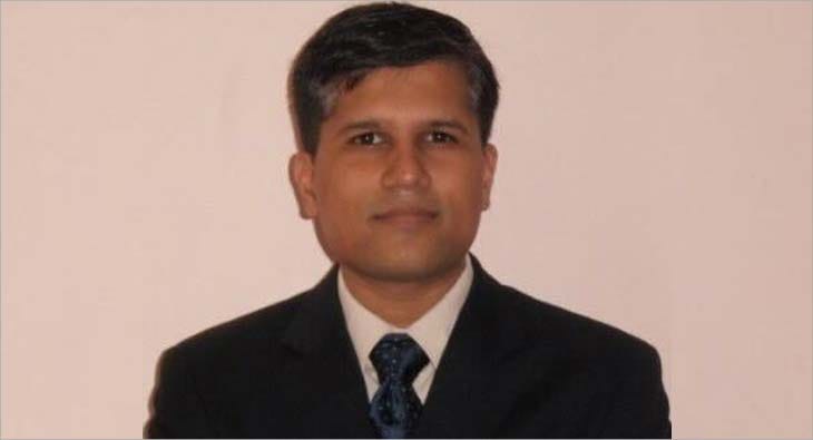 Kunal?blur=25