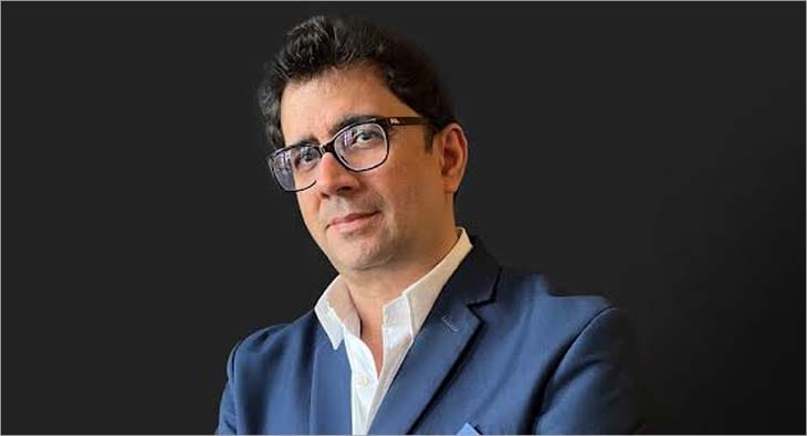 Ahmed Rahimtoola?blur=25