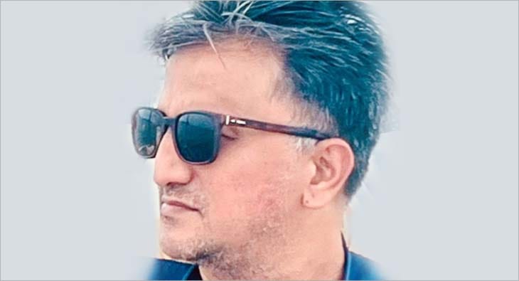 Vikrant Patwardhan?blur=25
