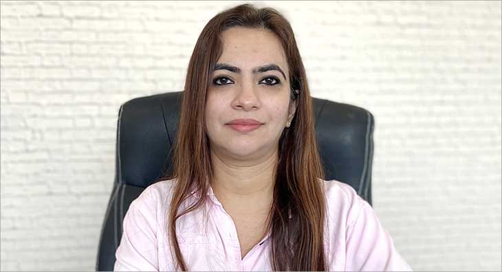 Pooja Pathak?blur=25