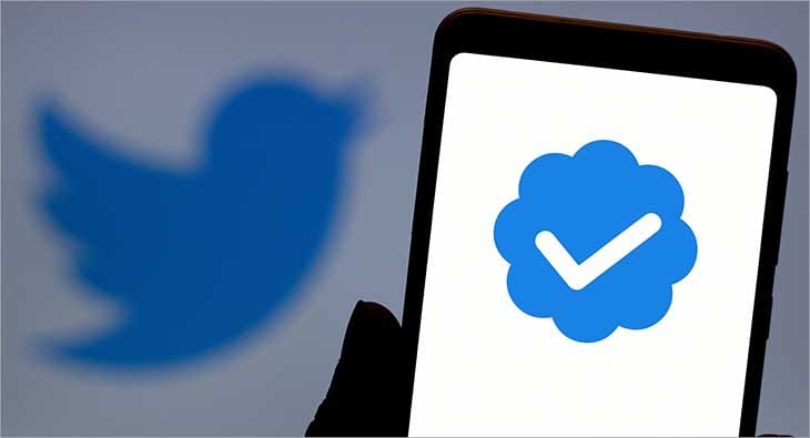 Twitter?blur=25