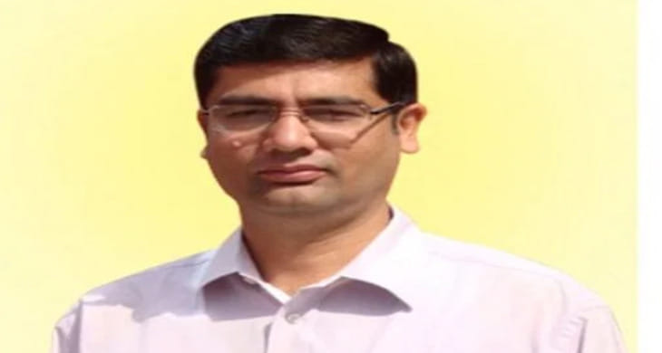 Rakesh Gopal?blur=25