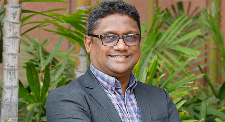 Krishna Ramachandran?blur=25