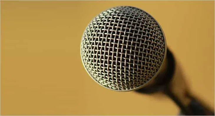 podcast?blur=25