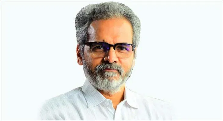 Ananda Vikatan?blur=25