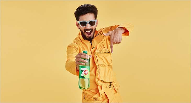Anirudh Ravichander?blur=25