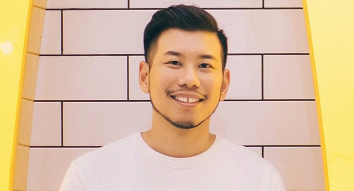 Lee?blur=25