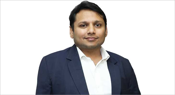 Vikas D Nahar?blur=25