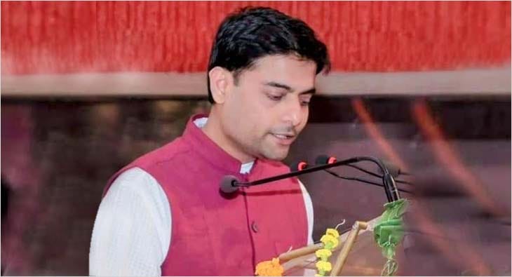 Abhinandan Mishra?blur=25