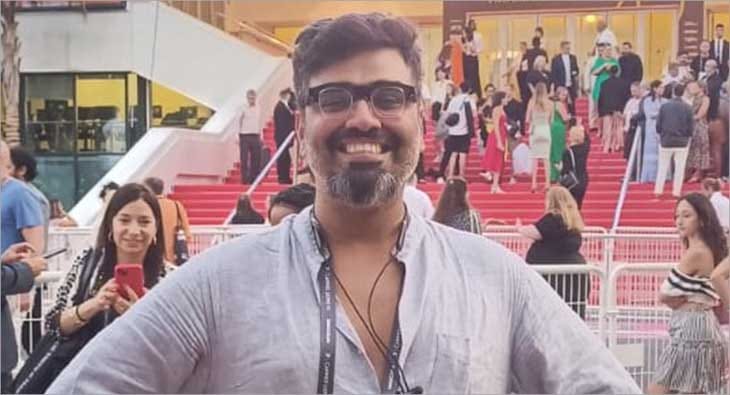 Hemant?blur=25