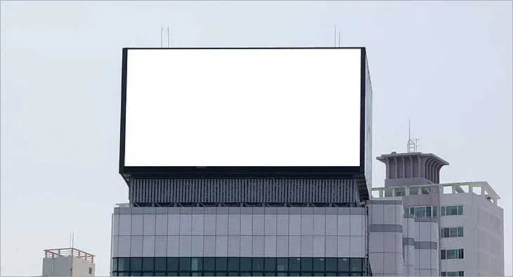 DOOH?blur=25