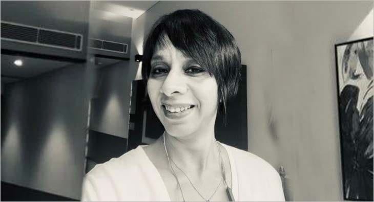 Neena?blur=25