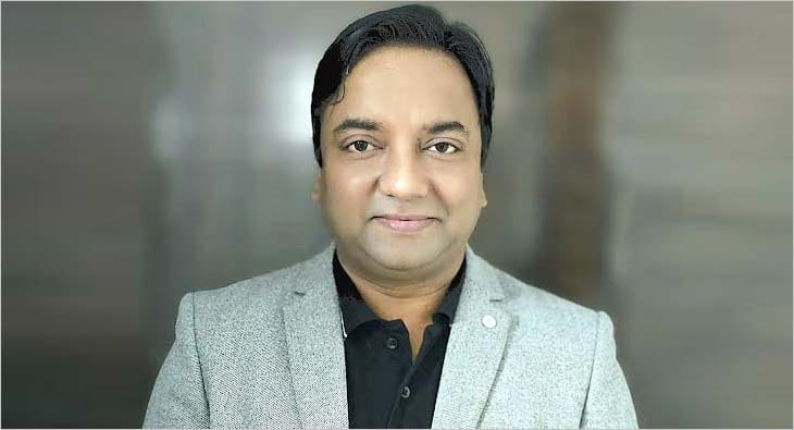 Rastogi?blur=25