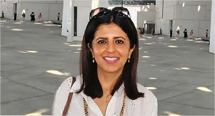 Shivani Behl?blur=25