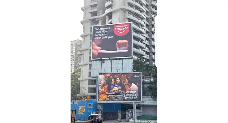Billboard?blur=25