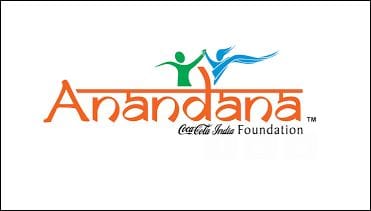 Anandana?blur=25