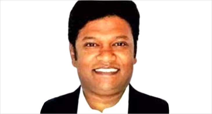 Pradeep?blur=25
