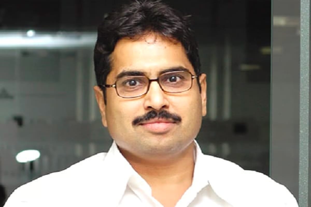 Sanjay Jaju?blur=25