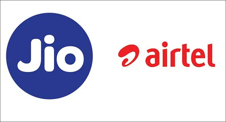 Reliance Jio and Airtel rekindle Valentine's Day banter over 'red flags'  and 'exes'