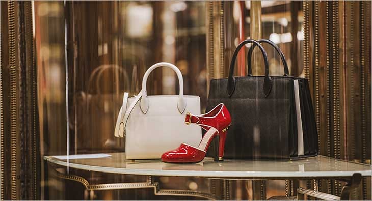 Luxury brands marketing?blur=25