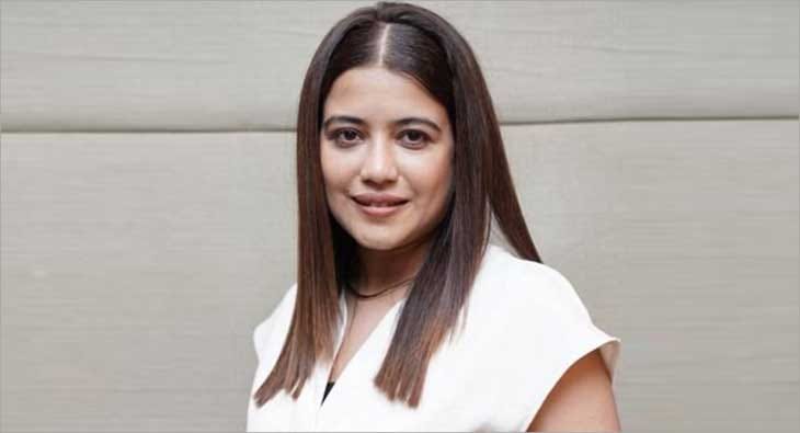 Ishita Grover OnePlus?blur=25