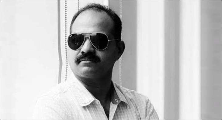 Journalist Aariz Chandra?blur=25