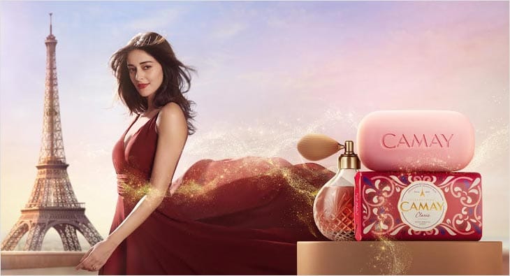 Ananya Panday Camay?blur=25