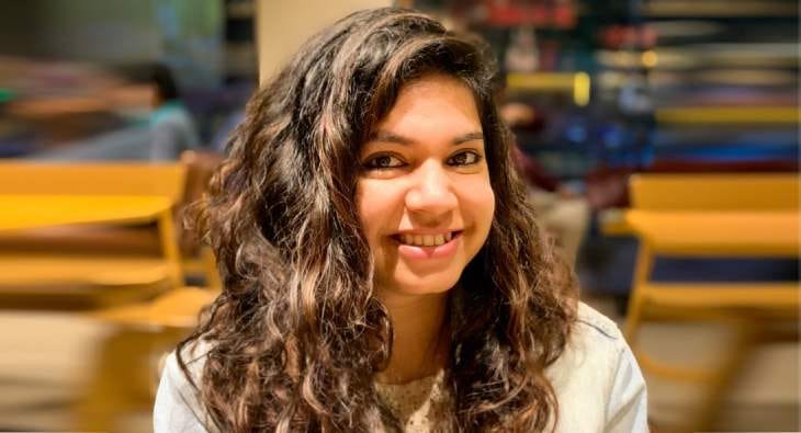 Mehak Chawla Apple?blur=25