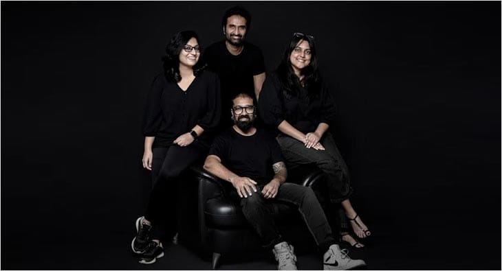 Deepak Singh The Independent World?blur=25