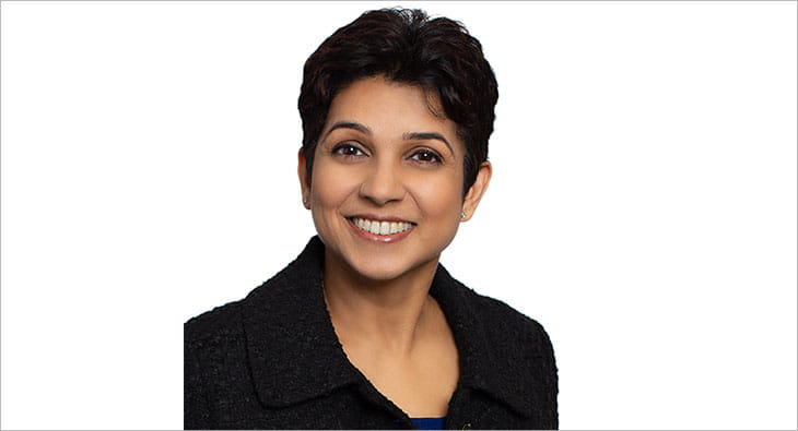 Virtualness Kirthiga Reddy?blur=25