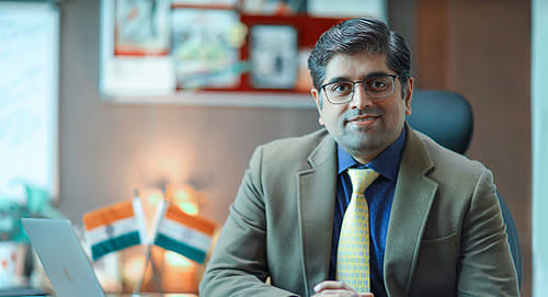 Abhinav Iyer muthoot finance?blur=25