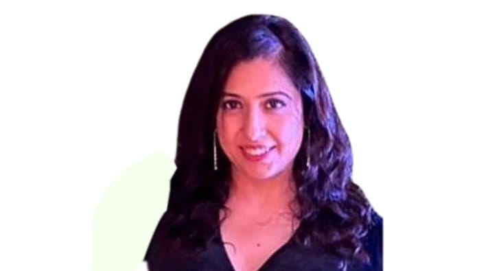 Parul Kamra?blur=25