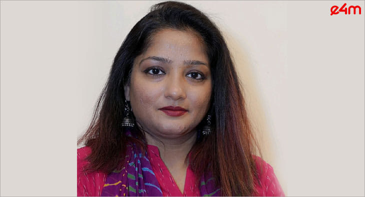 Sakshi Jain?blur=25