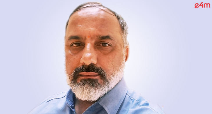 Manoj Chawla?blur=25