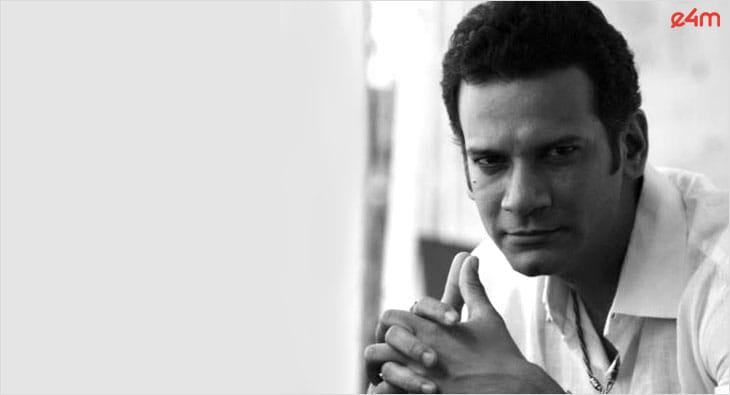 Satish Rajwade?blur=25