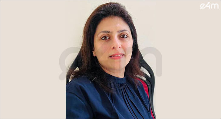 Manika Wadhwa?blur=25