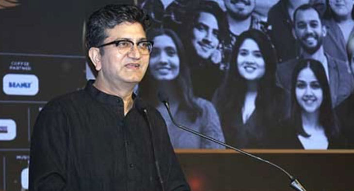 Prasoon joshi?blur=25