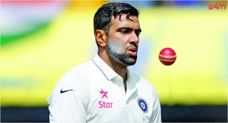 R Ashwin?blur=25