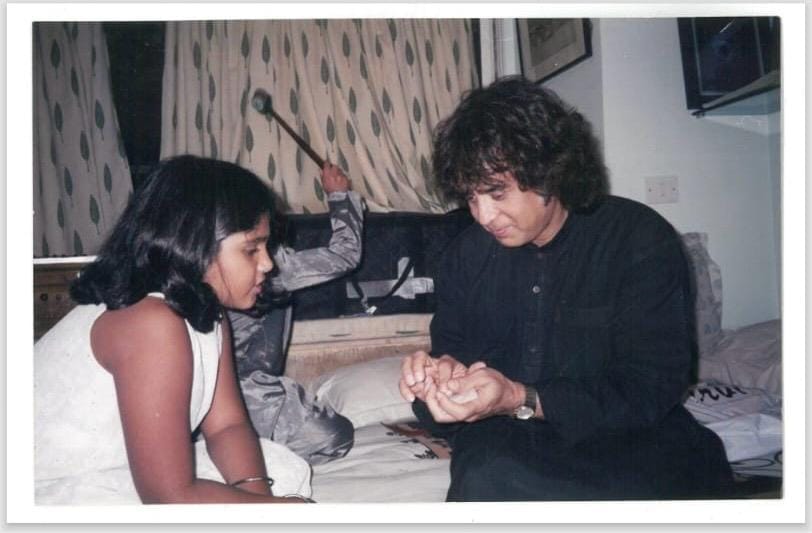 Zakir Hussain?blur=25