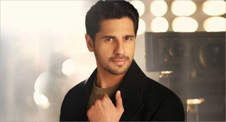 Sidharth Malhotra?blur=25