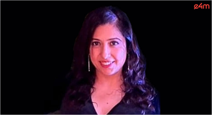 Parul Kamra?blur=25
